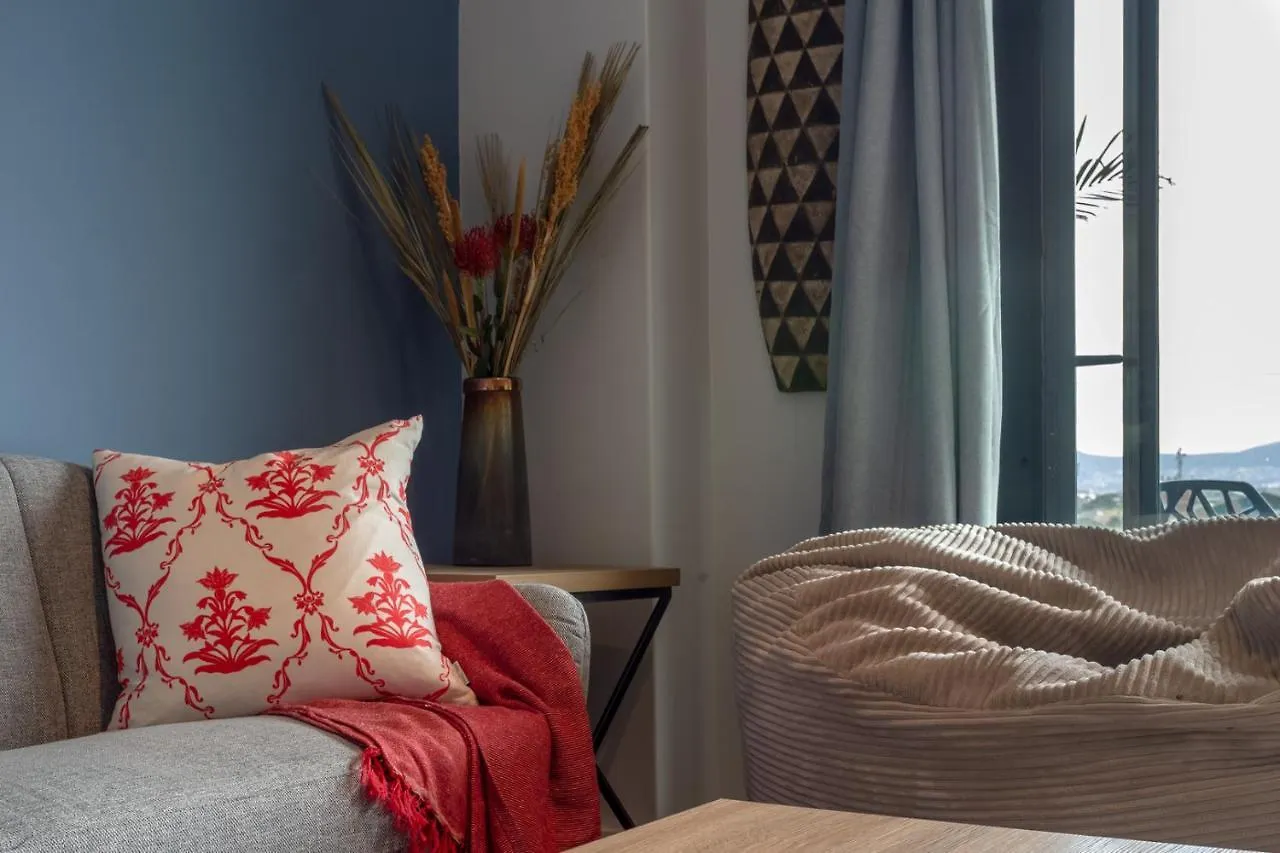 Tranquil, Spacious, Quiet Trendy With A View Le Cap Appartement
