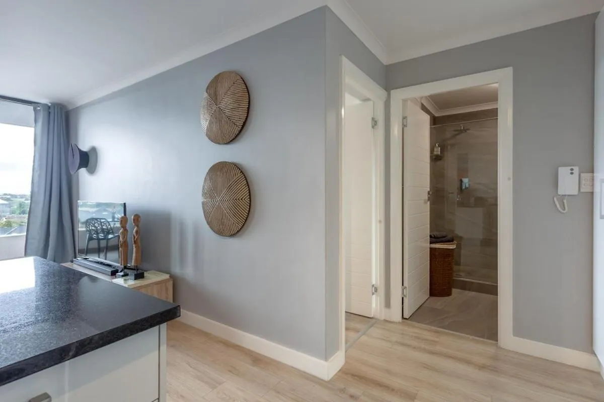 Tranquil, Spacious, Quiet Trendy With A View Città del Capo Sudafrica