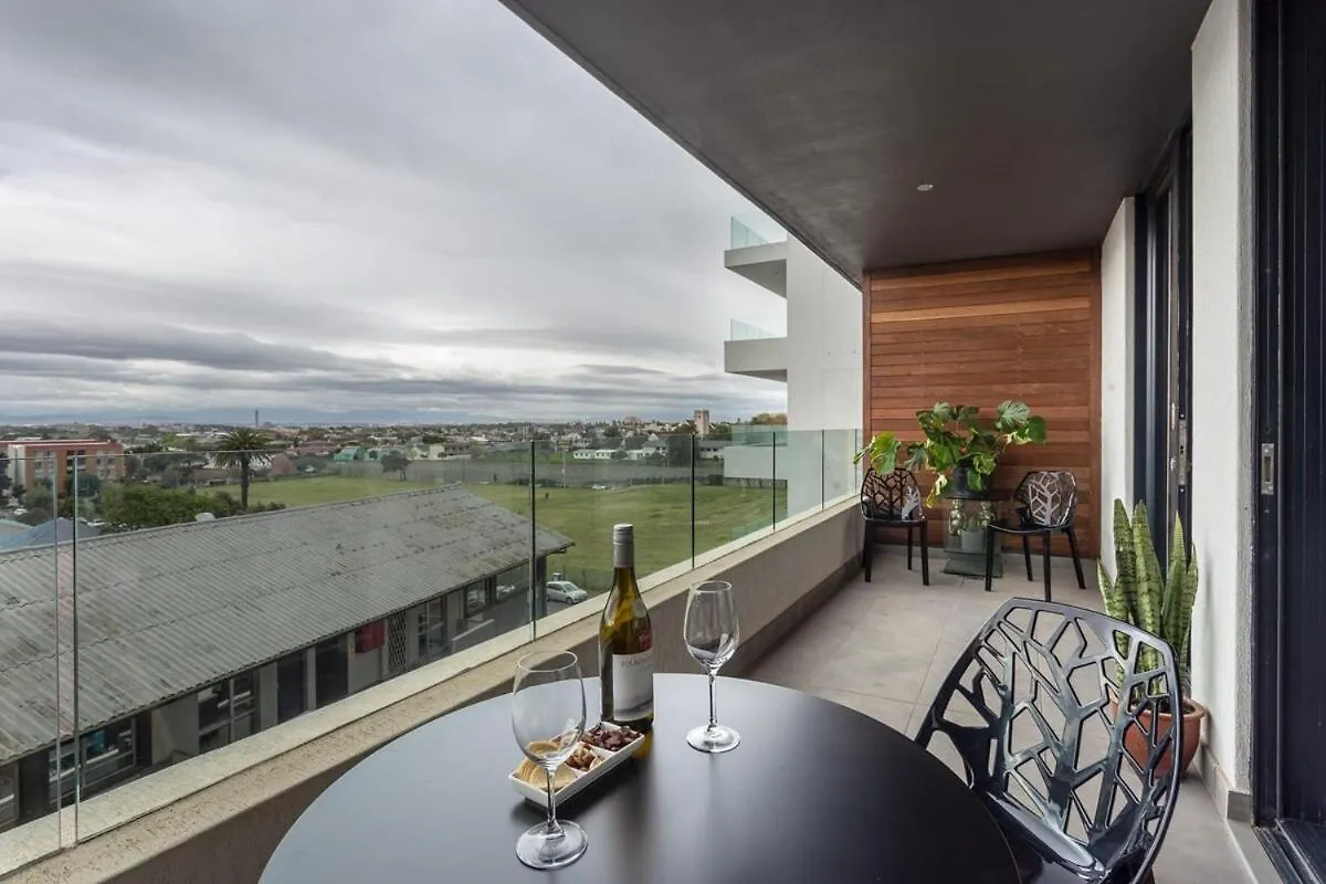 Appartamento Tranquil, Spacious, Quiet Trendy With A View Città del Capo