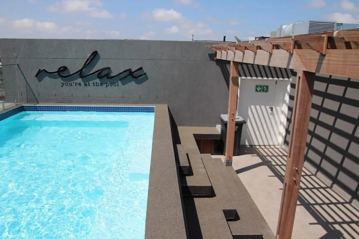 Tranquil, Spacious, Quiet Trendy With A View Città del Capo Sudafrica